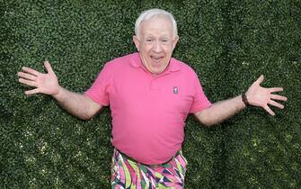 BEVERLY HILLS, CA - SEPTEMBER 24:  Leslie Jordan at FOX's "The Cool Kids" Outdoor Screening Event at Roxbury Park ??? Beverly Hills Lawn Bowling Club on September 24, 2018 in Beverly Hills, California. (Photo by Scott Kirkland/Fox/PictureGroup/Sipa USA)