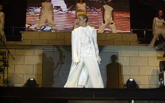 September 5, 2002; Cleveland, OH, USA; Singer AARON CARTER makes a tour stop at Tower city Amphitheatre in Cleveland. Mandatory Credit: Photo by Laura Farr. (©) Copyright 2002 by Laura Farr/Sipa USA