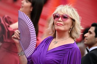 CANNES, FRANCE - MAY 22: Amanda Lear attends the screening of "Forever Young (Les Amandiers)" during the 75th annual Cannes film festival at Palais des Festivals on May 22, 2022 in Cannes, France. (Photo by Lionel Hahn/Getty Images)