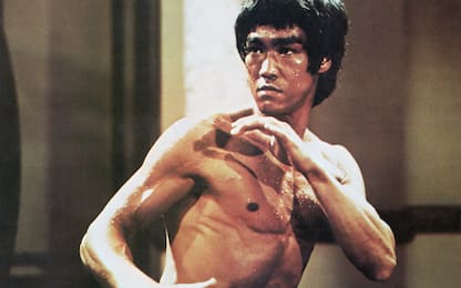 Bruce Lee, uno studio rileva le cause della morte: iponatremia