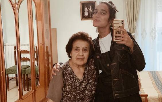 Levante, grandmother Rosalia died: the singer’s message on Instagram