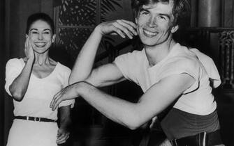 UNITED KINGDOM - OCTOBER 30:  October 30, 1961. During rehearsals for a charity ballet benefiting the Royal Dance Academy, the prima ballerina FONTEYN laughs at the antics of her ballet partner Rudolf NUREYEV.  (Photo by Keystone-France/Gamma-Keystone via Getty Images)