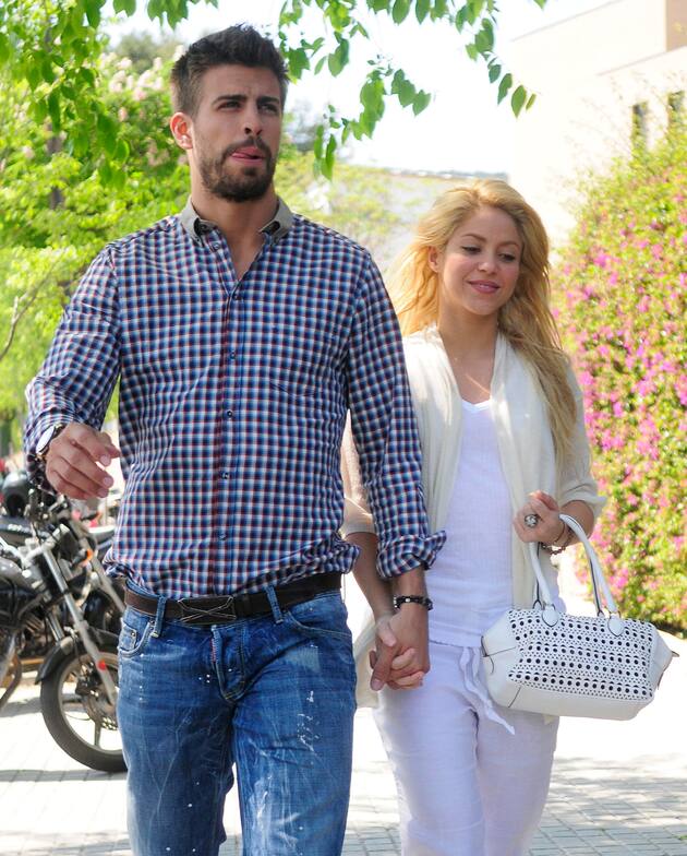 Shakira, da Waka Waka alla frase ‘Hai scambiato un Rolex con un Casio