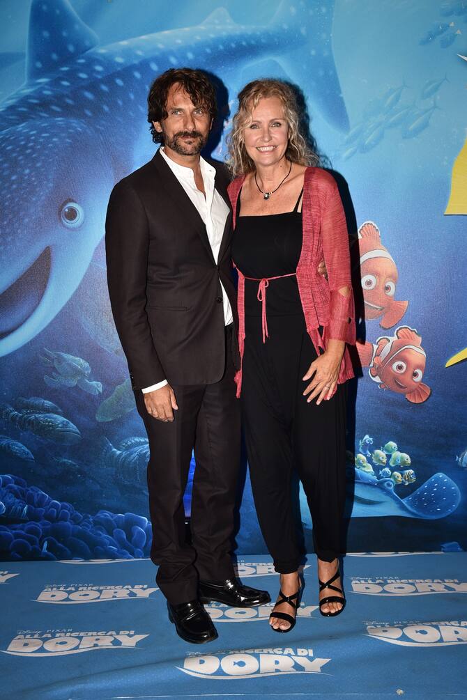 Licia Colò e il marito Alessandro Antonino si sono lasciati dopo quasi 20 anni di matrimonio Licia Colò e il marito Alessandro Antonino si sono lasciati dopo quasi 20 anni di matrimonio