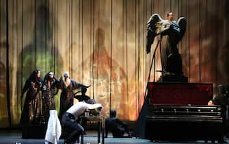 Les contes d’Hoffmann at La Scala with the shadows and magic of Livermore.  Chaslin on the podium
