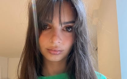 Emily Ratajkowski nella nuova campagna genderless di Marc Jacobs