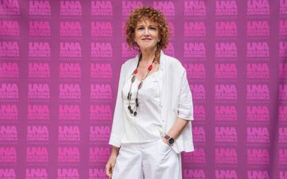 Fiorella Mannoia rassicura i fan dopo l'intervento