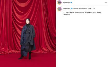 Moda Primavera/Estate 2024, la sfilata di Balenciaga a Parigi