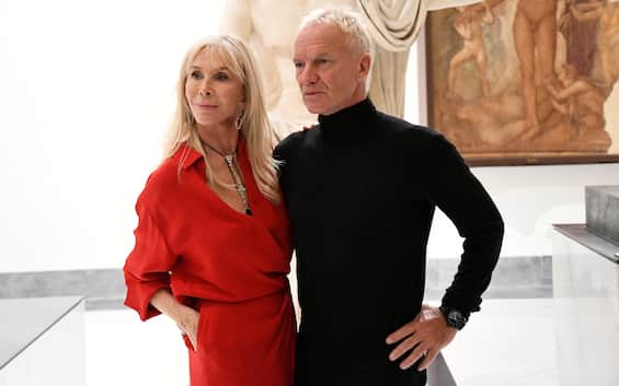 Sting And Trudie Styler At The Archaeological Museum Of Naples ...