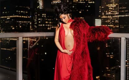 Cardi B è incinta, l'annuncio della terza gravidanza