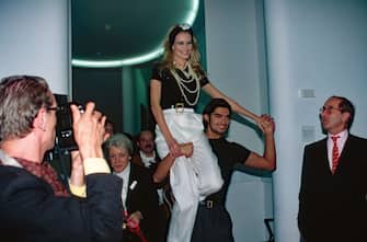 German model Claudia Schiffer at a fashion show of Chanel, Germany, 1991. (Photo by Wolfgang Kuhn/United Archives via Getty Images)