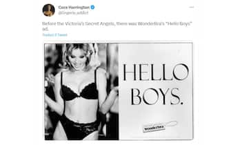 La campagna “Hello Boys” per Wonderbra