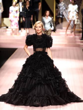 Czech model Eva Herzigova presents a creation by Dolce&Gabbana during the Milan Fashion Week, in Milan, Italy, 23 September  2018. The Spring Summer 2019 Women's collections are presented at the Milano Moda Donna from 19  to 24 September.
ANSA / MATTEO BAZZI