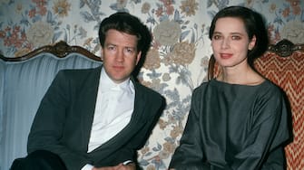 LAS VEGAS, NV - FEBRUARY 24:  Director David Lynch and Isabella Rossellini attend ShoWest Convention on February 24, 1988 at Bally's Hotel and Casino in Las Vegas, Nevada. (Photo by Ron Galella, Ltd./Ron Galella Collection via Getty Images)