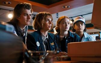 USA.  Joe Keery, Gaten Matarazzo, Maya Hawke and Sadie Sink  in the (C)Netflix series: Stranger Things - season 4 (2022) . 
 
Ref:  LMK106-J8031-080422
Supplied by LMKMEDIA. Editorial Only.
Landmark Media is not the copyright owner of these Film or TV stills but provides a service only for recognised Media outlets. pictures@lmkmedia.com