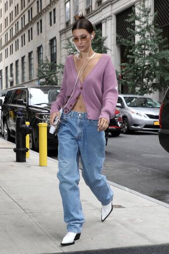 NEW YORK, NY - SEPTEMBER 11:  Bella Hadid is arriving at her appartment on September 11, 2018 in New York City.  (Photo by Pierre Suu/GC Images)