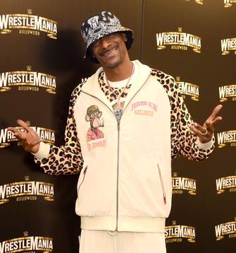 INGLEWOOD, CALIFORNIA - AUGUST 11: Snoop Dogg attends the WrestleMania Launch Party at SoFi Stadium on August 11, 2022 in Inglewood, California.  (Photo by Gregg DeGuire / Getty Images)