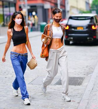 1265696332 NEW YORK, NEW YORK - AUGUST 12: Bella Hadid is seen with a friend in Soho on August 12, 2020 in New York City. (Photo by Gotham/GC Images)