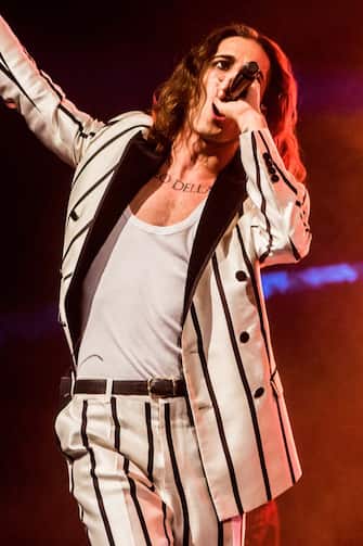 Damiano David of Maneskin performs live at Fabrique in Milan, Italy, on November 23, 2018. (Photo by Mairo Cinquetti/NurPhoto via Getty Images)