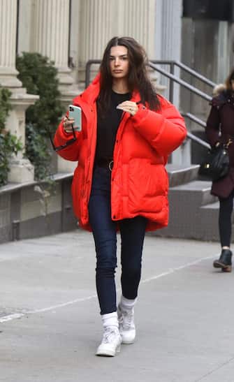NEW YORK, NY - JANUARY 23: Emily Ratajkowski is seen on January 23, 2020 in New York City.  (Photo by Jose Perez/Bauer-Griffin/GC Images)