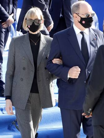 Nizza, Alberto di Monaco, accompagnato dalla moglie  Charlene di Monaco, durante l'omaggio nazionale alle vittime dell'attentato alla Basilica di Notre Dame