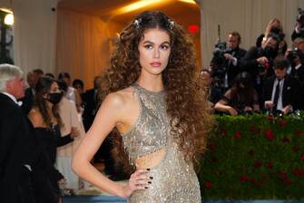 NEW YORK, NEW YORK - MAY 02: Kaia Gerber attends The 2022 Met Gala Celebrating "In America: An Anthology of Fashion" at The Metropolitan Museum of Art on May 2, 2022 in New York City.  (Photo by Gotham / Getty Images)