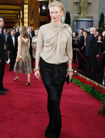 Tilda Swinton agli Oscar del 2009 HOLLYWOOD (CALIFORNIA) - 81° EDIZIONE DEI PREMI OSCAR 2009 - RED CARPET - TILDA SWINTON