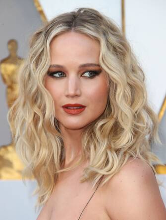 HOLLYWOOD, CA - MARCH 04: Actor Jennifer Lawrence attends the 90th Annual Academy Awards at Hollywood & Highland Center on March 4, 2018 in Hollywood, California. (Photo by Dan MacMedan/WireImage)