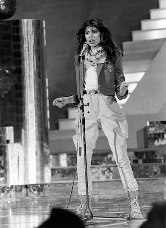 Italian singer-songwriter Alice (Alice Bissi) performing the song Per Elisa at the 31st Sanremo Music Festival. Sanremo, 1981. (Photo by Egizio Fabbrici/Mondadori via Getty Images)