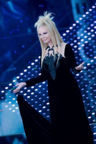 525146936 Patty Pravo attends the 66th Sanremo Music Festival on February 11, 2016. (Photo by Manuel Romano/NurPhoto) (Photo by NurPhoto/NurPhoto via Getty Images)