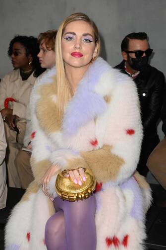 1372376693 MILAN, ITALY - FEBRUARY 23: Chiara Ferragni attends the Fendi Fashion Show on February 23, 2022 in Milan, Italy. (Photo by Jacopo M. Raule/Getty Images for Fendi)