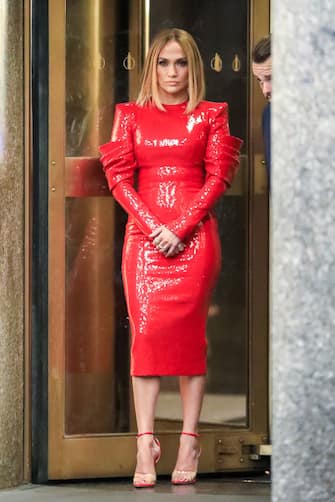 NEW YORK, NEW YORK - OCTOBER 03: Jennifer Lopez is seen filming 'Marry Me' at NBC Studios on October 03, 2019 in New York City.  (Photo by Alessio Botticelli / GC Images)