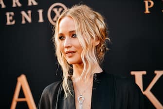 HOLLYWOOD, CALIFORNIA - JUNE 04: (EDITORS NOTE: Image has been processed using digital filters) Jennifer Lawrence attends the premiere of 20th Century Fox's "Dark Phoenix" at TCL Chinese Theatre on June 04, 2019 in Hollywood, California. (Photo by Matt Winkelmeyer/Getty Images)