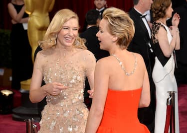 HOLLYWOOD, CA - MARCH 02:  Actresses Cate Blanchett (L) and Jennifer Lawrence attend the Oscars held at Hollywood & Highland Center on March 2, 2014 in Hollywood, California.  (Photo by Michael Buckner/Getty Images)