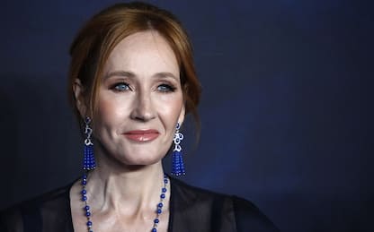 J. K. Rowling contro King per un tweet a sostegno delle donne trans