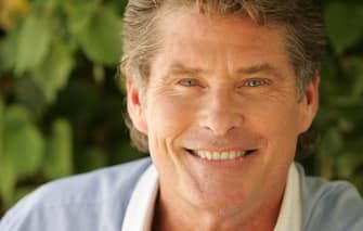 LOS ANGELES - AUGUST 14: David Hasselhoff signs his book for some fans at the Beverly Hilton Hotel in Los Angeles California USA on 14th August 2006  (Photo by Dan Tuffs/Getty Images) 