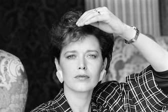 Dutch actress Sylvia Kristel presents the film "Mata Hari", directed by Curtis Harrington, on April 25, 1985 in Nice. (Photo by RALPH GATTI / AFP)        (Photo credit should read RALPH GATTI/AFP via Getty Images)