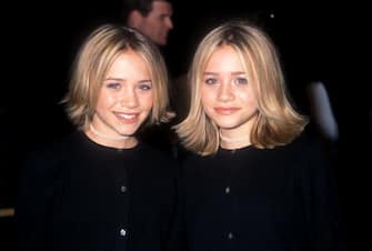 Mary Kate & Ashley Olsen at the Mann Chinese Theatre in Los Angeles, California (Photo by Barry King/WireImage)