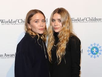 NEW YORK, NY - NOVEMBER 06:  Mary-Kate Olsen and Ashley Olsen attend 2014 World Of Children Awards at 583 Park Avenue on November 6, 2014 in New York City.  (Photo by Robin Marchant/Getty Images)