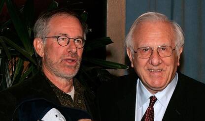 E' morto il padre di Steven Spielberg: ispirò Salvate il Soldato Ryan