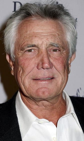 LOS ANGELES - NOVEMBER 1:  Actor George Lazenby attends the Dressed To Kilt Charity Event at the Wiltern on November 1, 2003 in Los Angeles, California.  (Photo by Giulio Marcocchi /Getty Images)