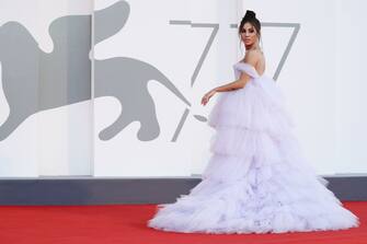 VENICE, ITALY - SEPTEMBER 03: Giulia De Lellis walks the red carpet ahead of the movie "Amants" at the 77th Venice Film Festival at  on September 03, 2020 in Venice, Italy. (Photo by Vittorio Zunino Celotto/Getty Images)