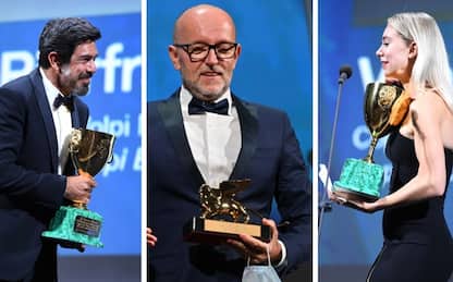 Festival di Venezia 2020, i premi: trionfano Nomadland, Favino e Kirby