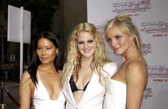 HOLLYWOOD, CA - JUNE 18:    Actresses Lucy Liu (L), Drew Barrymore and Cameron Diaz (R) attend the premiere of Columbia Pictures' film "Charlie's Angels 2: Full Throttle" at the Grauman's Chinese Theatre June 18, 2003 in Hollywood, California.  The film will be released nationwide June 27, 2003.  (Photo by Robert Mora/Getty Images)