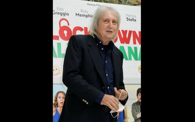 Lockdown All Italiana Il Cast Del Nuovo Film Di Enrico Vanzina Foto
