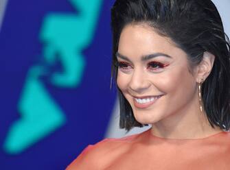 INGLEWOOD, CA - AUGUST 27:  Vanessa Hudgens attends the 2017 MTV Video Music Awards at The Forum on August 27, 2017 in Inglewood, California.  (Photo by Anthony Harvey/Getty Images)