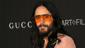 US actor/musician Jared Leto arrives for the 2019 LACMA Art+Film Gala at the Los Angeles County Museum of Art in Los Angeles on November 2, 2019. (Photo by Jean-Baptiste LACROIX / AFP) (Photo by JEAN-BAPTISTE LACROIX/AFP via Getty Images)