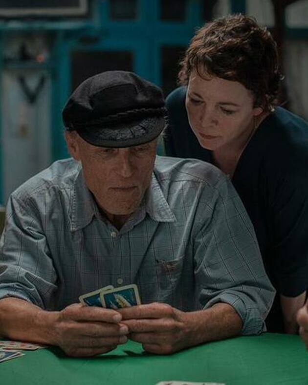 La figlia oscura, il cast del film tratto dal libro di Elena Ferrante La figlia oscura, il cast del film tratto dal libro di Elena Ferrante