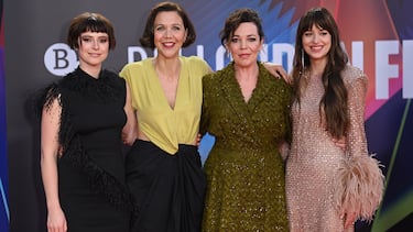 LONDON, ENGLAND - OCTOBER 13: (L-R) Jessie Buckley, Maggie Gyllenhaal, Olivia Colman and Dakota Johnson attend "The Lost Daughter" UK Premiere during the 65th BFI London Film Festival at The Royal Festival Hall on October 13, 2021 in London, England. (Photo by Karwai Tang/WireImage)
