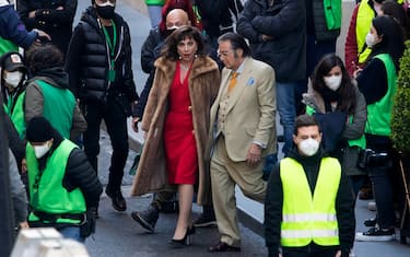 Lady Gaga (L) and Al Pacino in via Condotti on set during the shooting of the film 'House of Gucci' in Rome, Italy, 22 March 2021. The upcoming biopic crime movie directed by British filmmaker Ridley Scott is based on the 2001 book 'The House of Gucci: A Sensational Story of Murder, Madness, Glamor, and Greed' by Sara Gay Forden.
ANSA/MASSIMO PERCOSSI